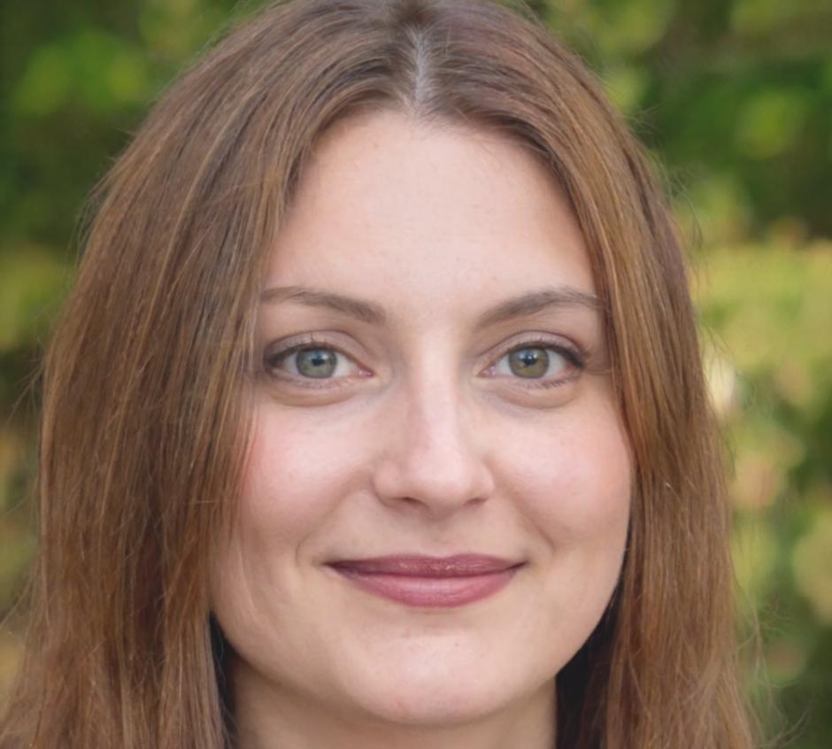 Edith Kessler, Leiterin für Bildungsprogramme bei paxetioraos