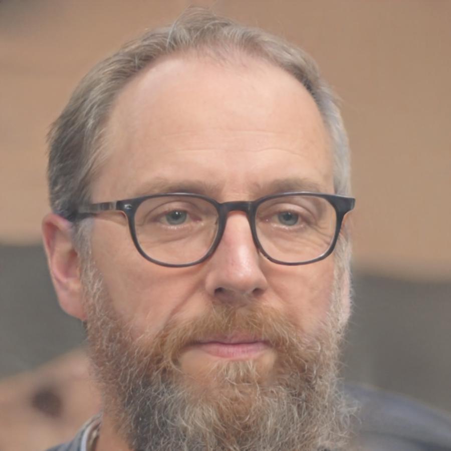 Kaspar Brenner, Gründer und Hauptdozent von paxetioraos